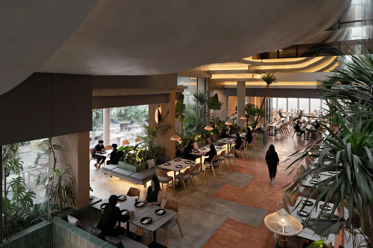 Jakarta Rooftop Garden Restaurant Furniture Project — 4