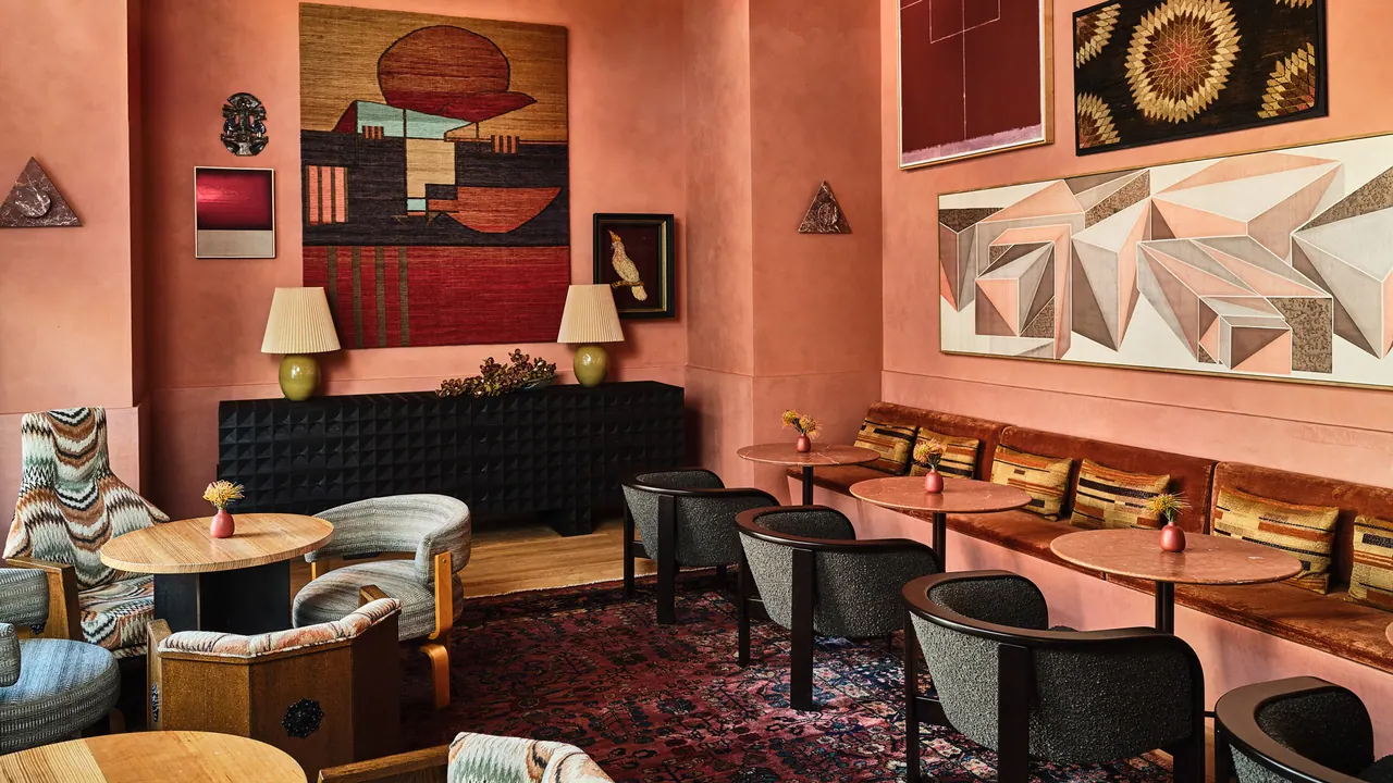 Los Angeles Hotel Cocktail Bar & Lounge Furniture Project — 2