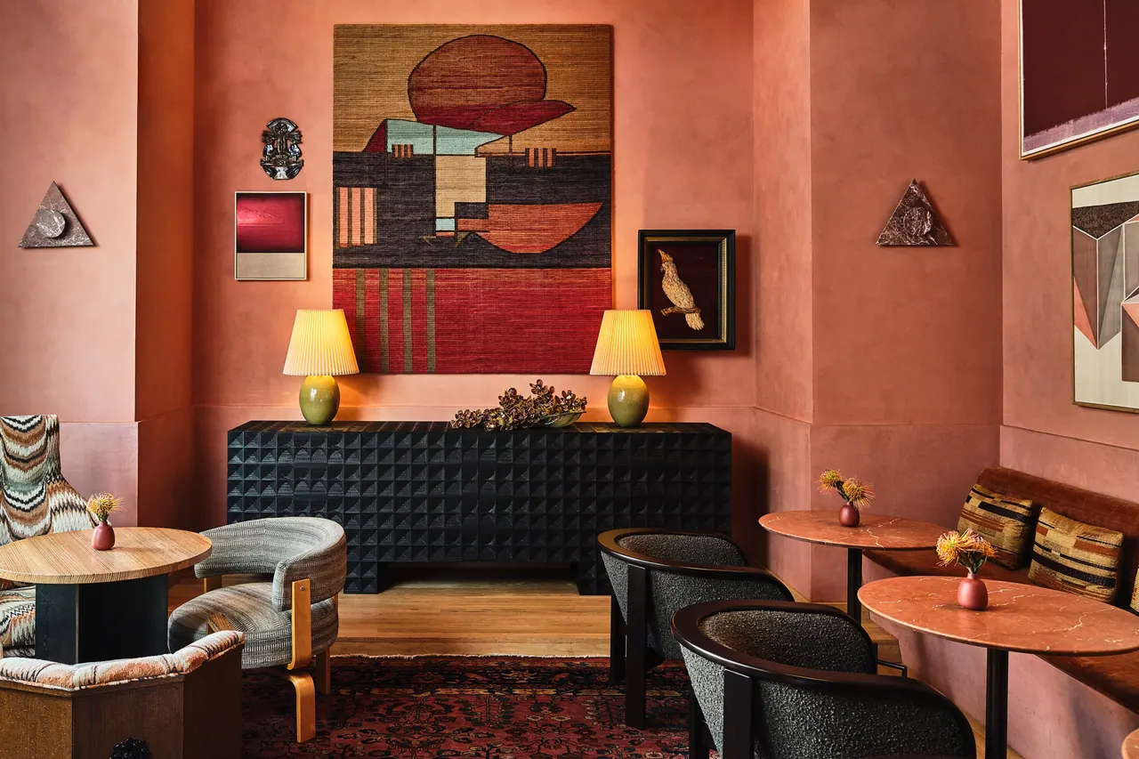 Los Angeles Hotel Cocktail Bar & Lounge Furniture Project — 3