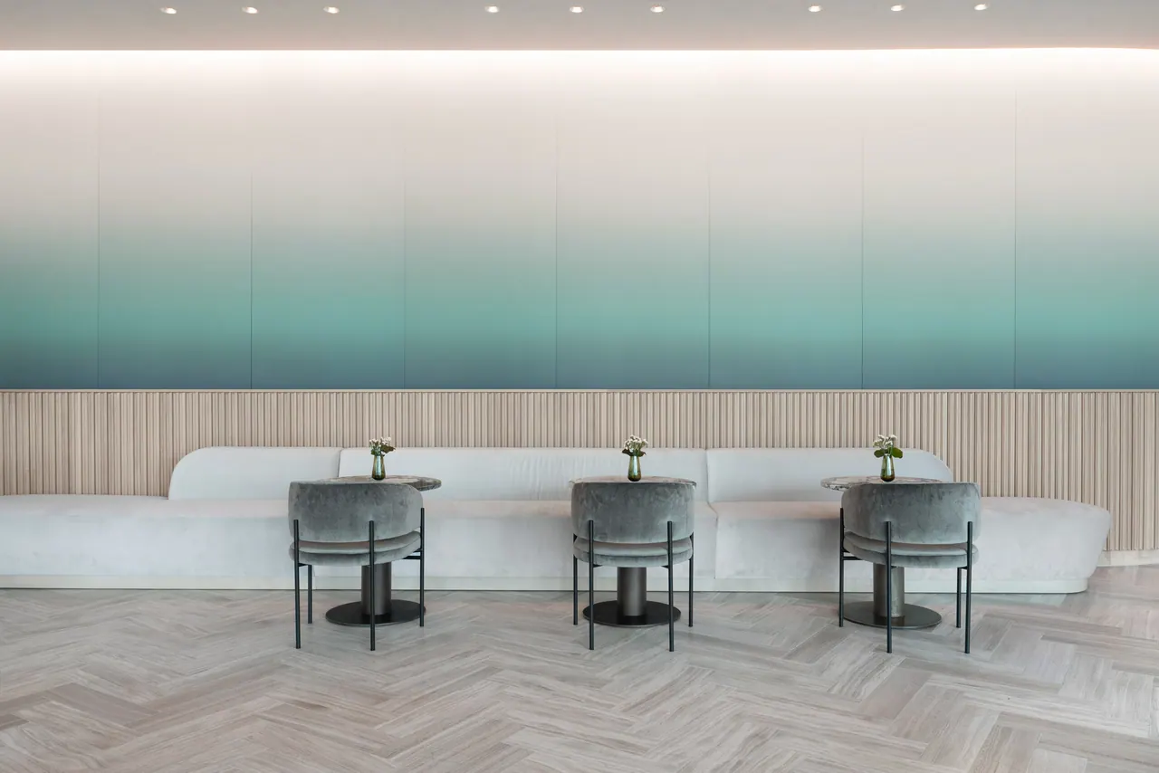 Montreal Modern Restaurant Furniture Project — 2