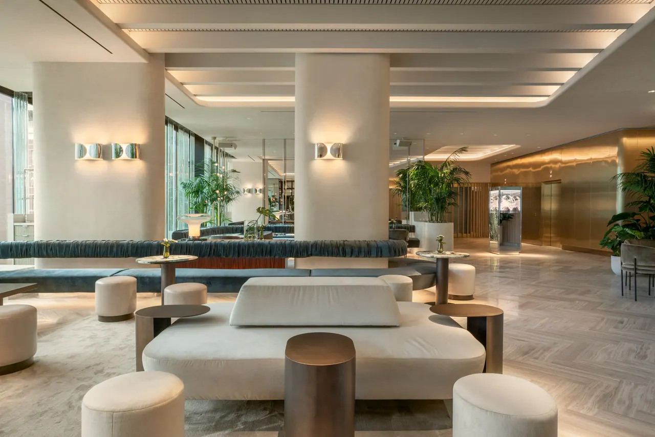 Montreal Modern Restaurant Furniture Project — 4