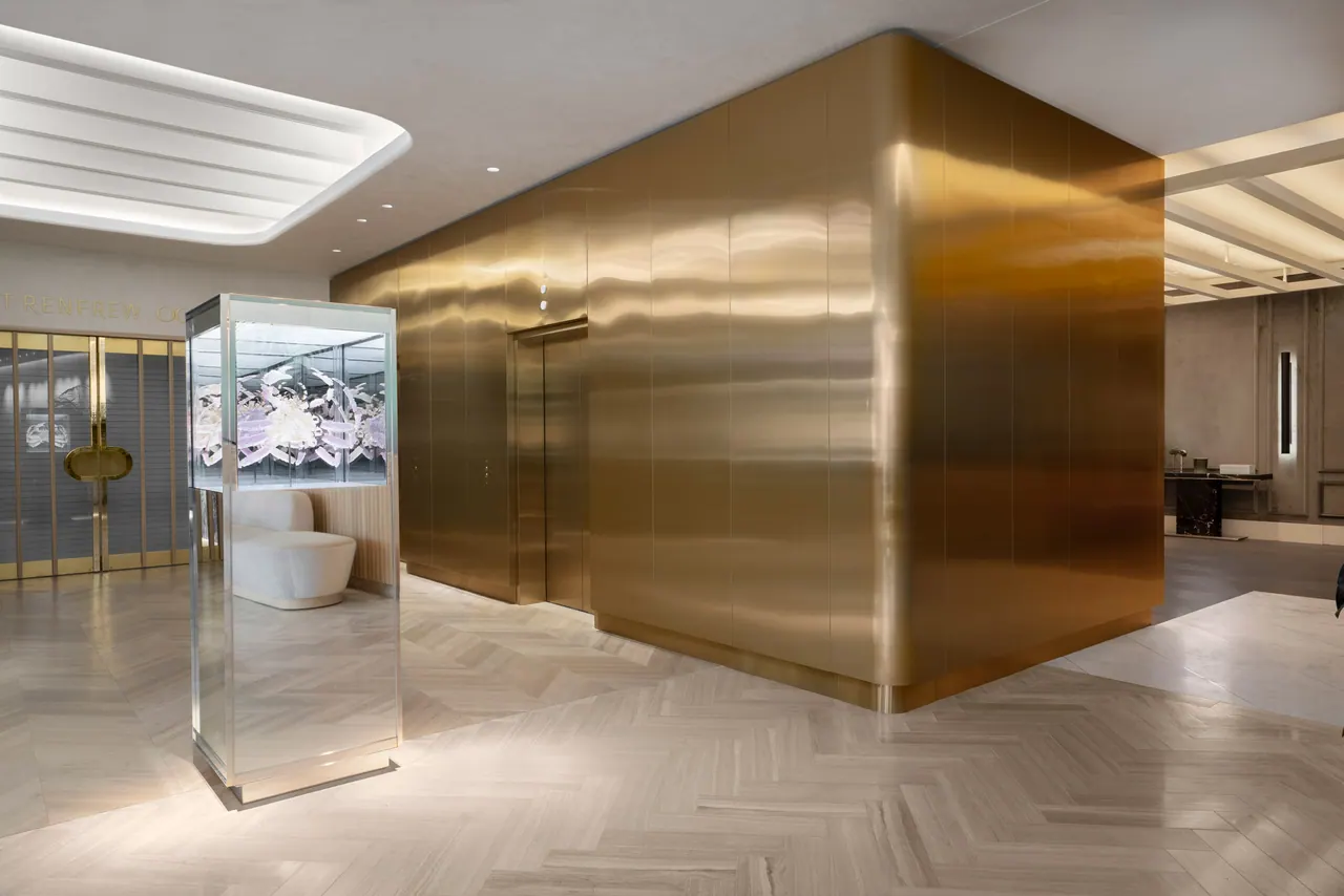 Montreal Modern Restaurant Furniture Project — 6