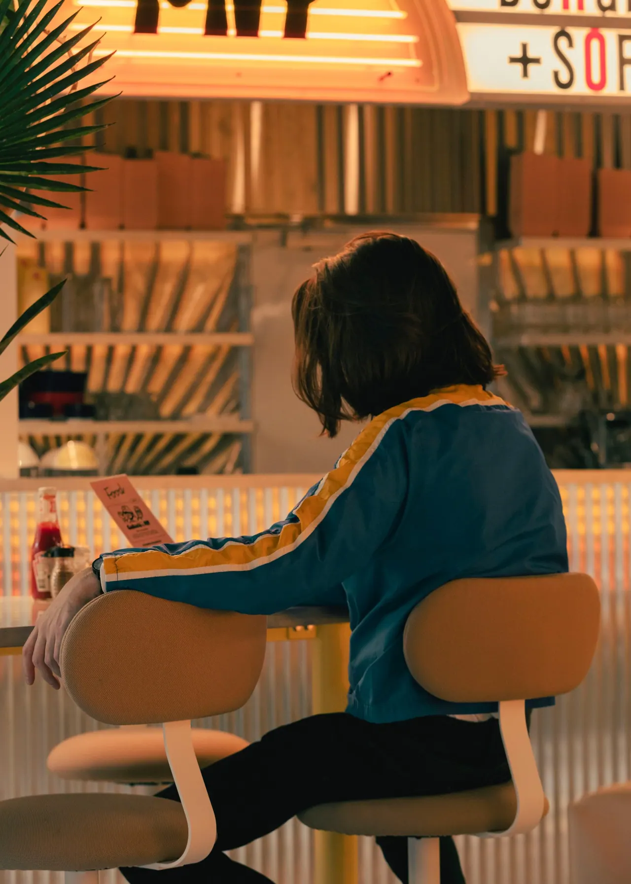 Paris Retro Burger Restaurant Furniture Project — 5