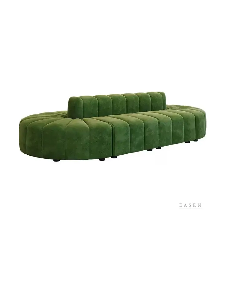 Segmented Rounded Island Banquette — 3