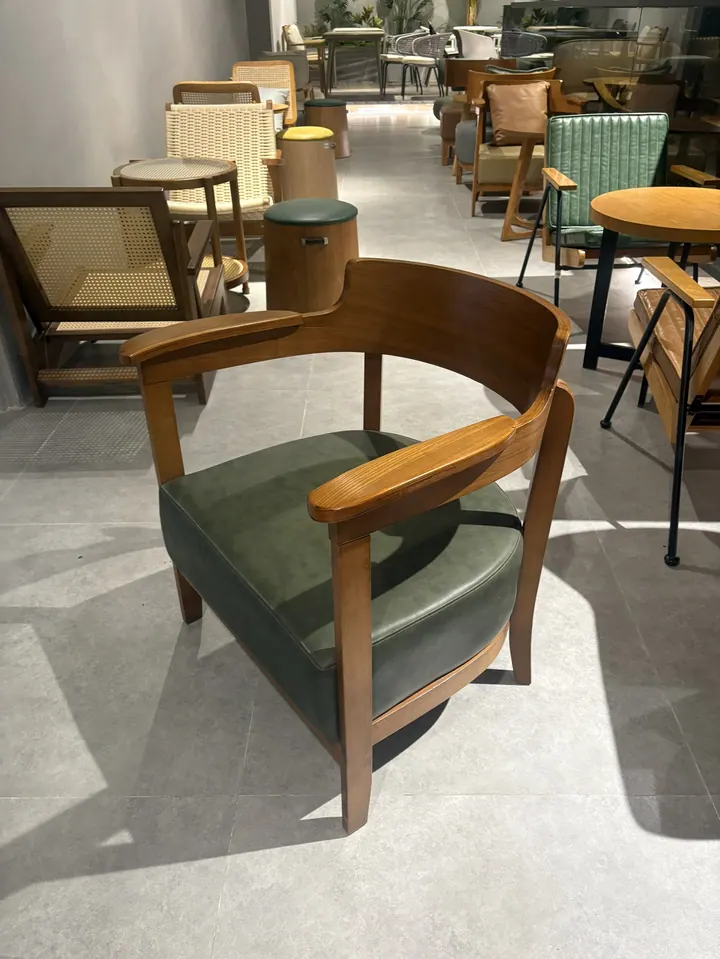 Geflecht-Stuhl — Café Stuhl