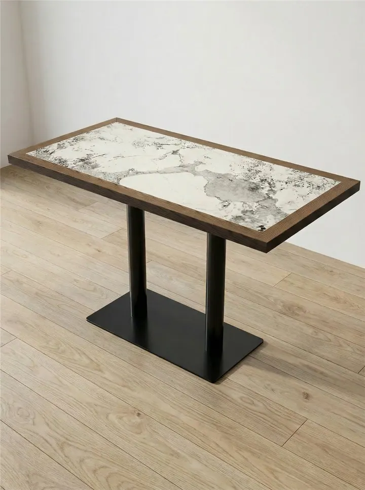 Monolith Wedge Dining Table — المطاعم طاولة