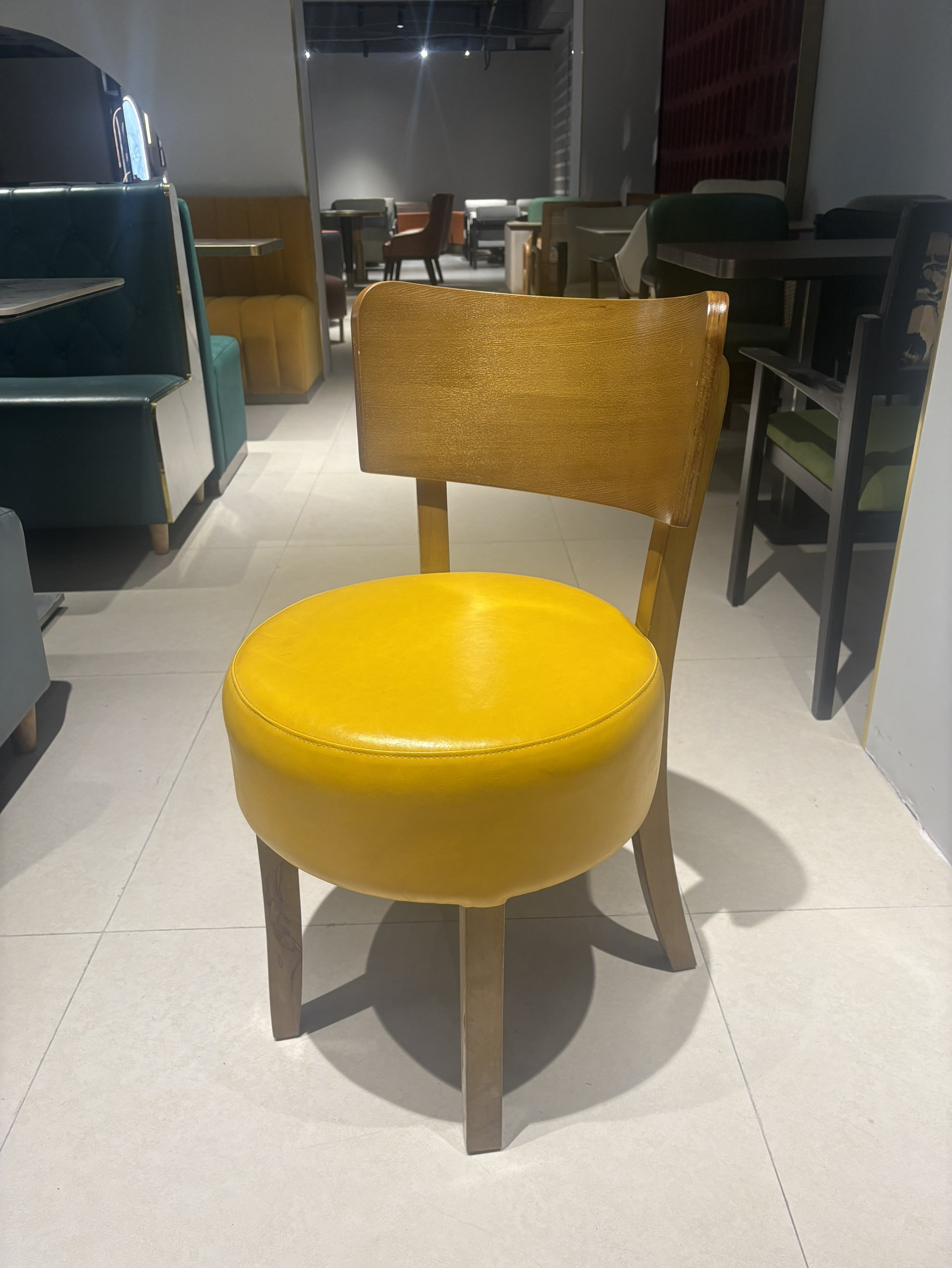 Crescent Chair — commercial café chair | EASEN