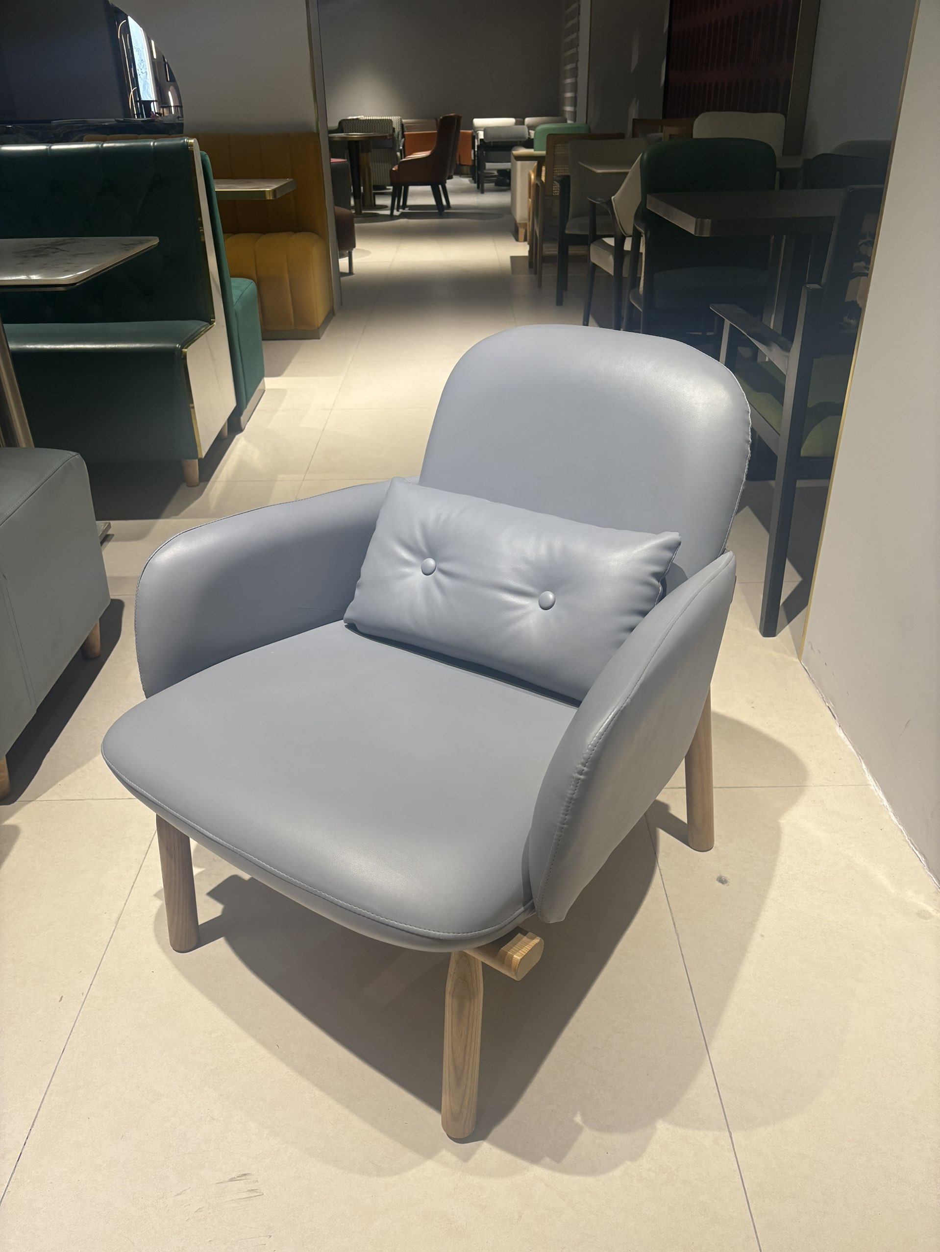 Origami Chair — commercial café chair | EASEN