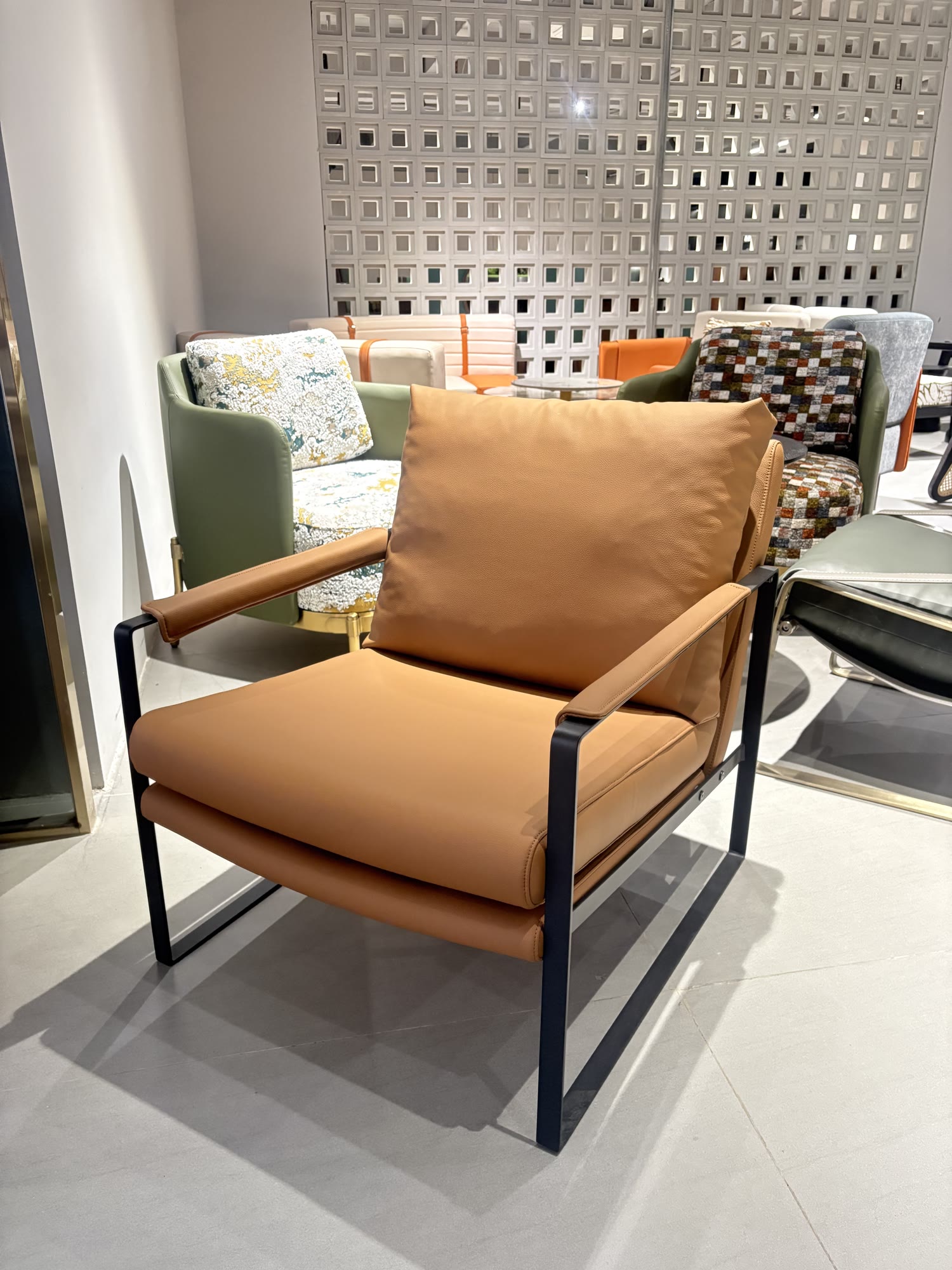 Petal Chair — commercial café chair | EASEN