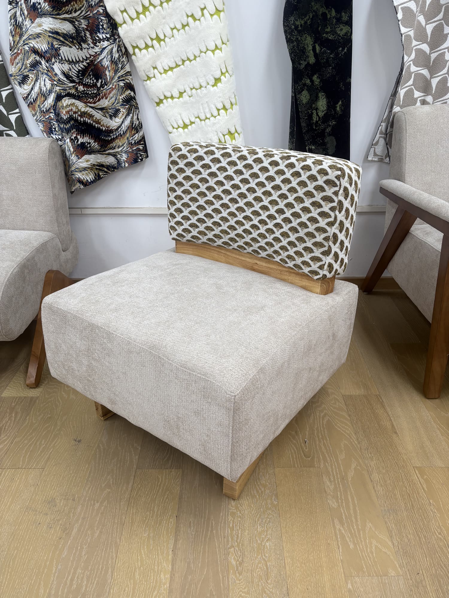 Journey Chair — commercial café chair | EASEN