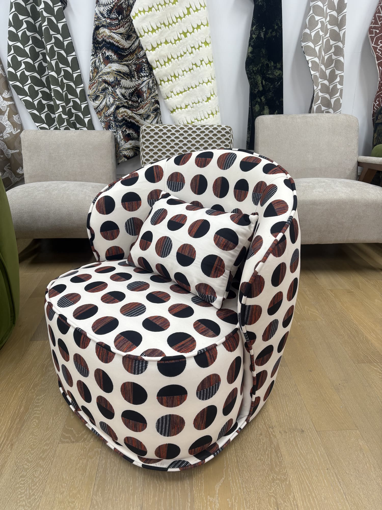 Bridge Chair — commercial café chair | EASEN