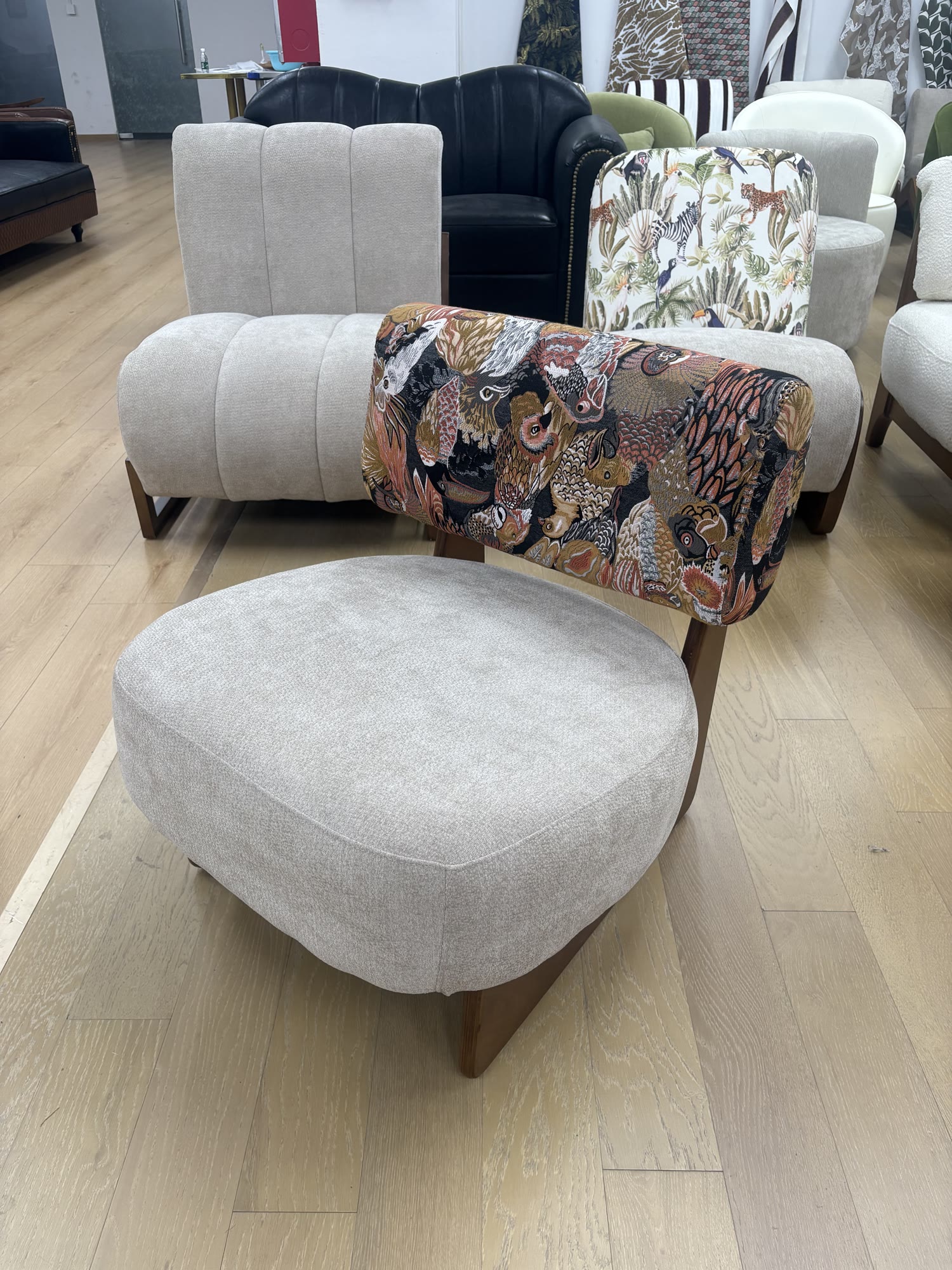 Ripple Chair — commercial café chair | EASEN