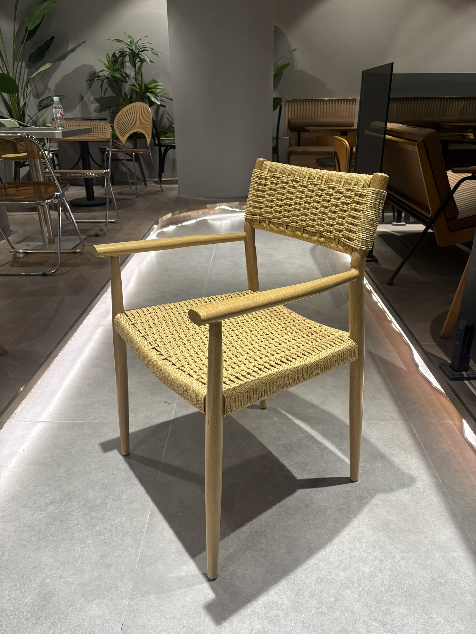 Driftwood Chair — commercial outdoor chair | EASEN