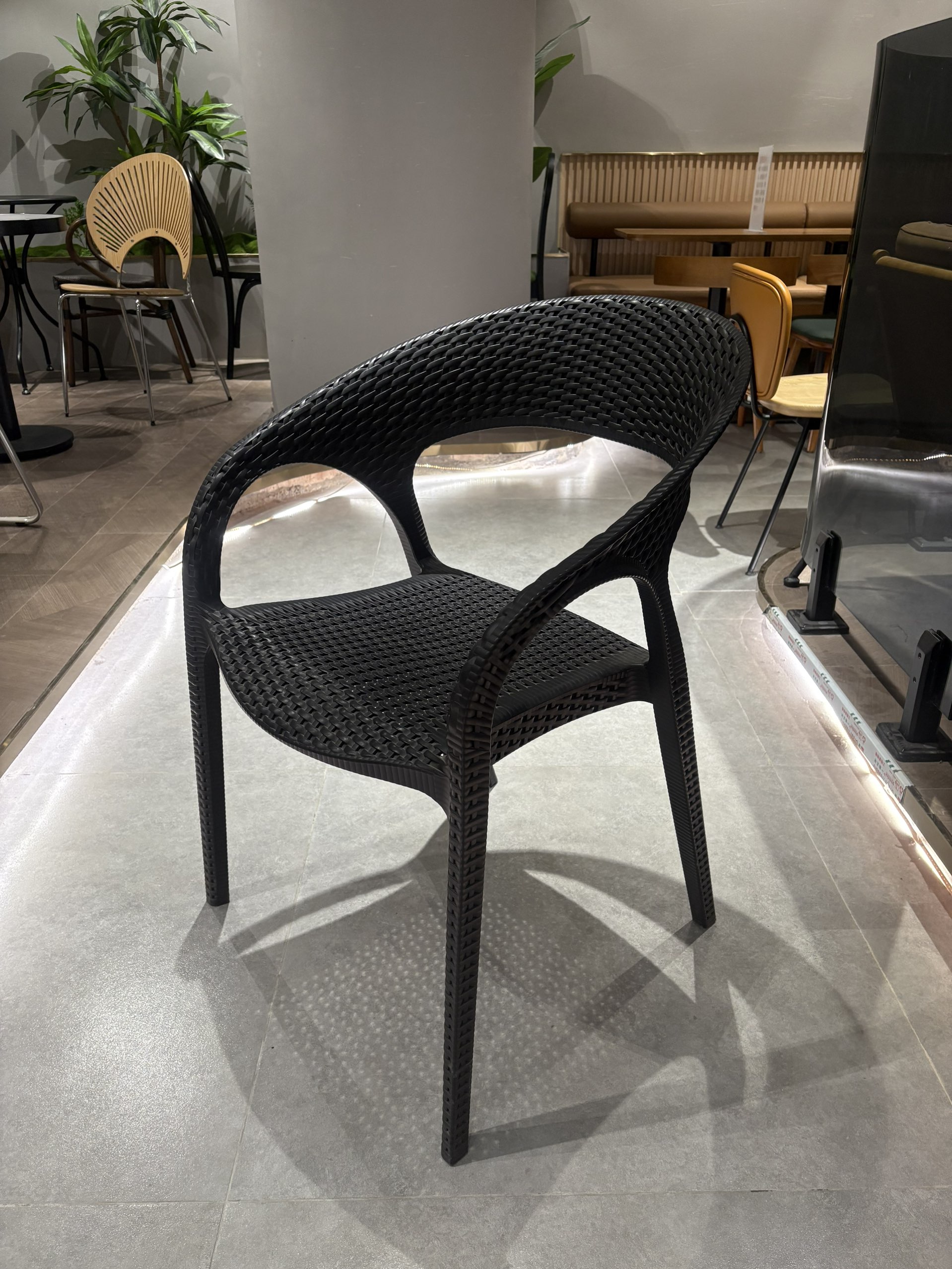 Forge Chair — commercial outdoor chair | EASEN