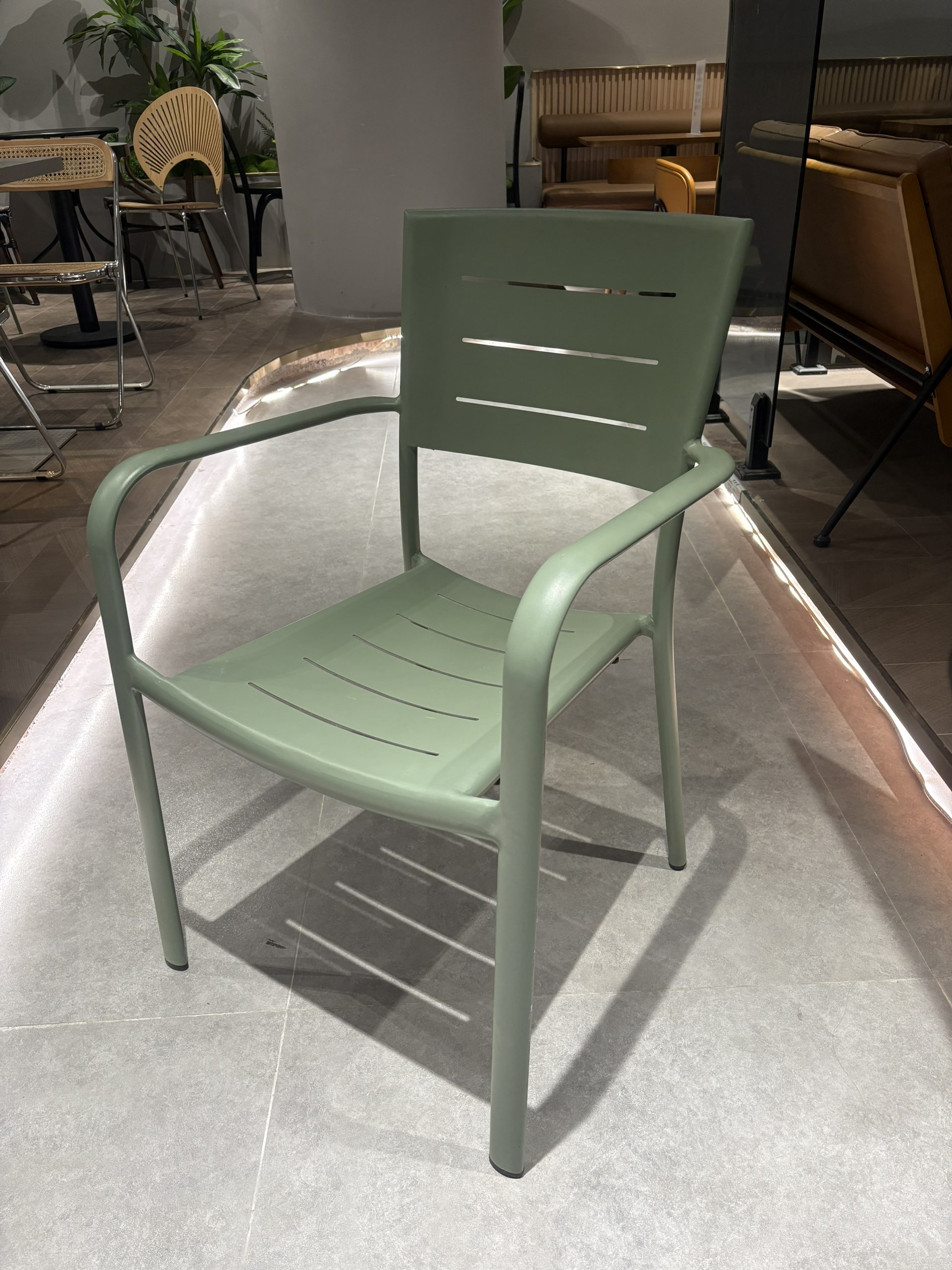 Sediment Chair — commercial outdoor chair | EASEN